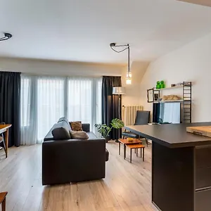 Retro Woning Te Centrum Oostende, 5min De Kust Appartement